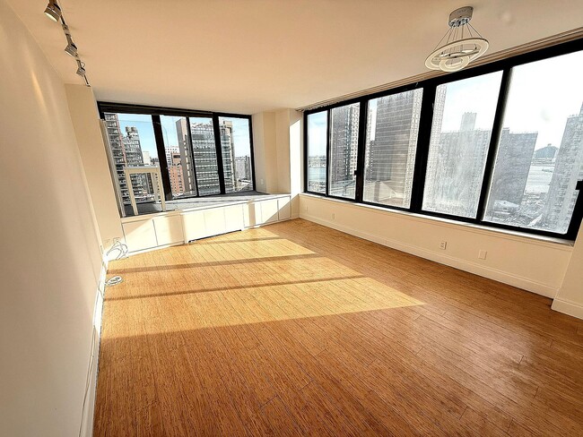 Photo - 10 Park Ave Unidad 22s
