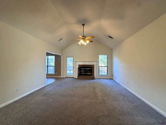 Photo - 125 Lenox Dr