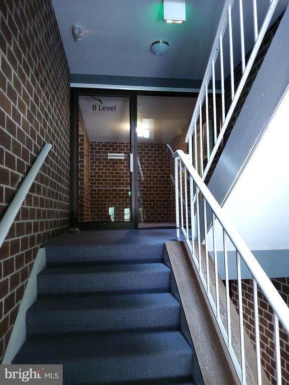 Photo - 2109 Woodbox Ln Unit 2109B
