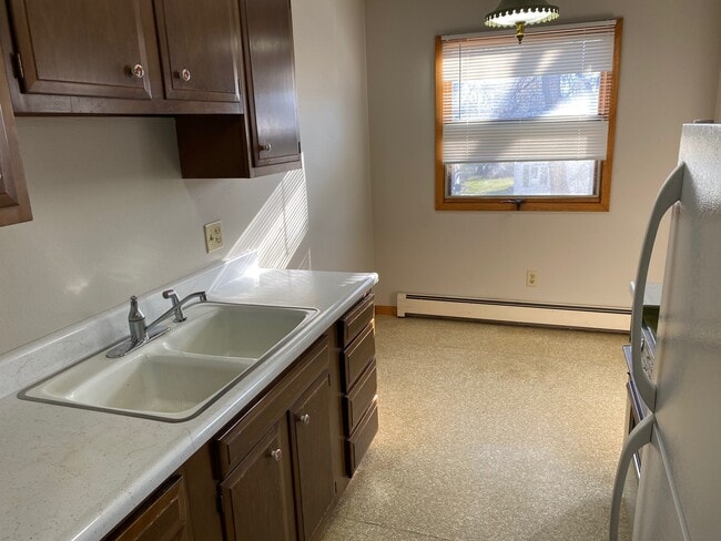 Photo - 1223 S Main St Unit 11