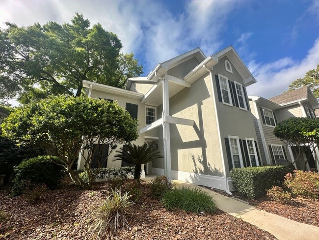 Photo - 10000 SW 52nd Ave