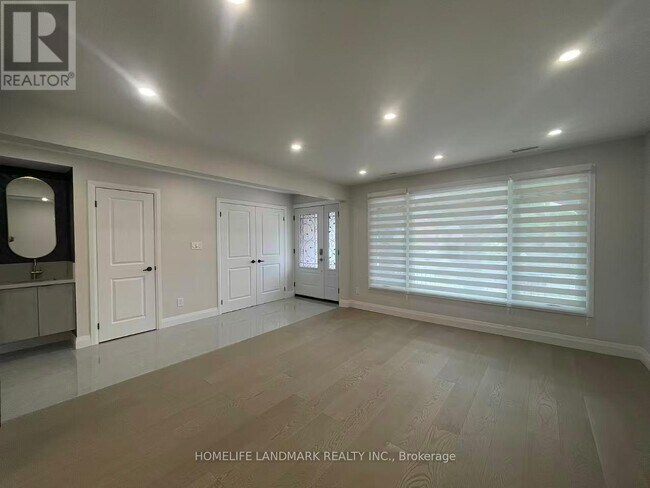 Photo - 17 Rosemeade Ave
