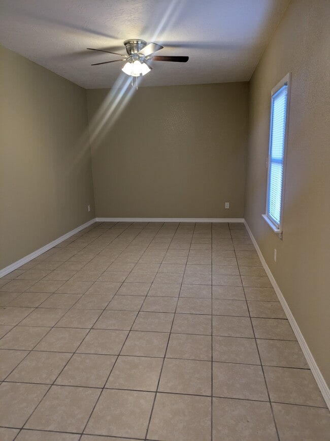 Photo - 132 Torreon Dr