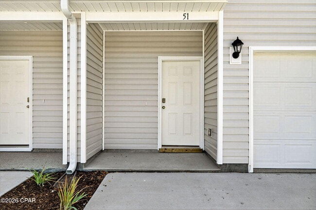 Photo - 41 S Main Deck Dr