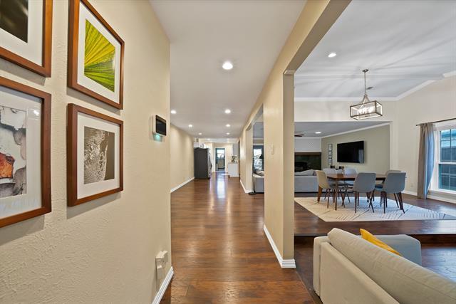 Photo - 8525 Grumman Dr