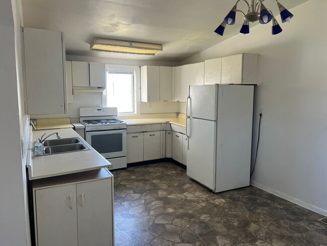 Photo - 211 Anne St Unit 2