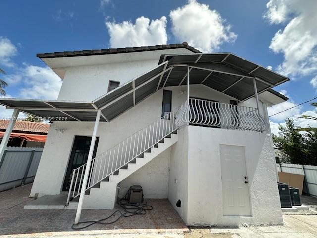 Building Photo - 11870 SW 5th St Unit B