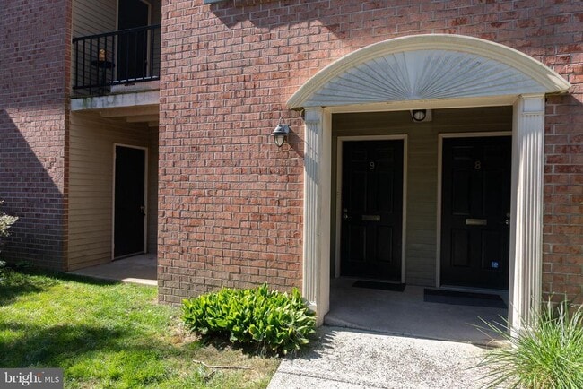 Building Photo - 10 Wingate Ct Rental