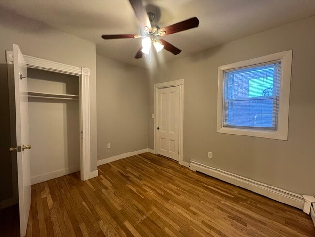 Photo - 9 Saint Johns Rd Unit 3