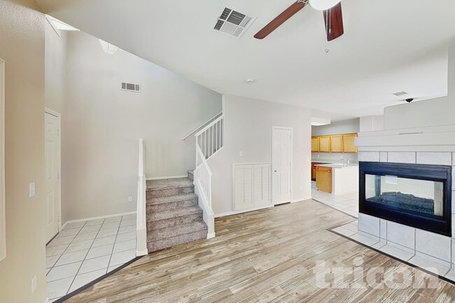 6529 Sundown Heights Ave