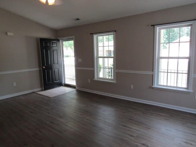 Photo - 2208 Seaford Dr