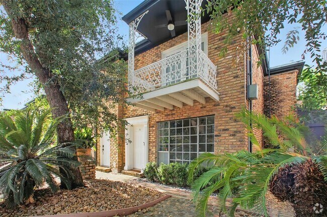 Building Photo - 1841 Marshall St Unit 9 Rental
