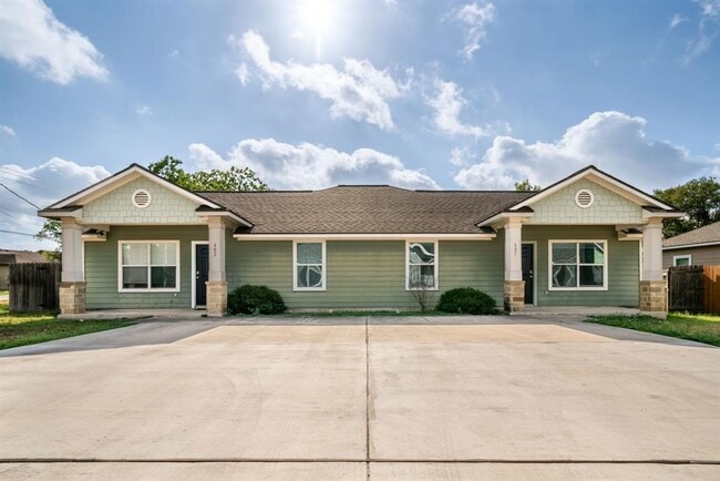 Building Photo - 1237 Jefferson Ave