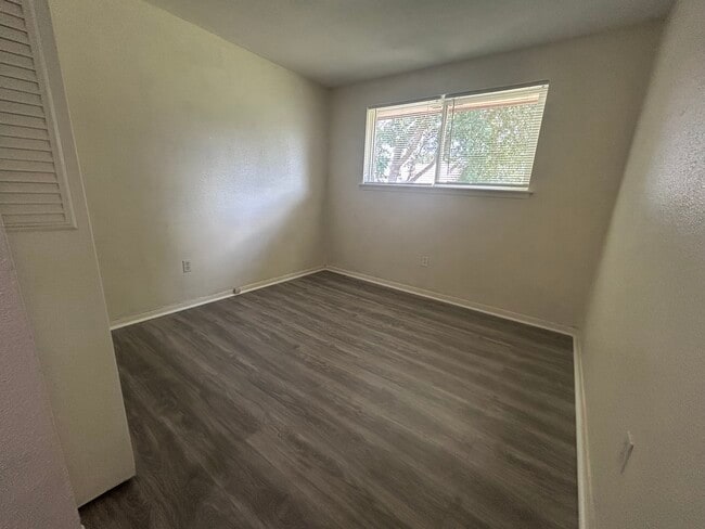 Photo - 19334 Wood Village Ln
