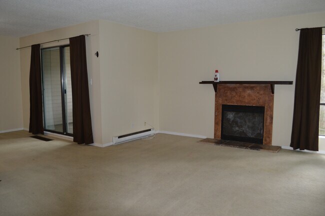 Photo - 10511 Holly Park Ln