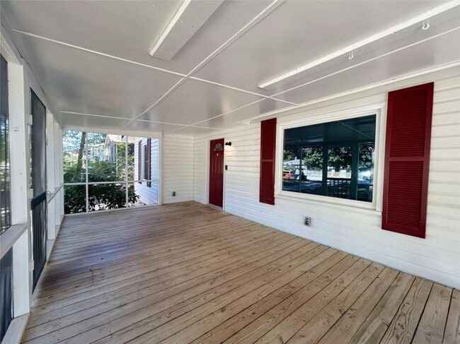 Photo - 2981 Lowrance Dr
