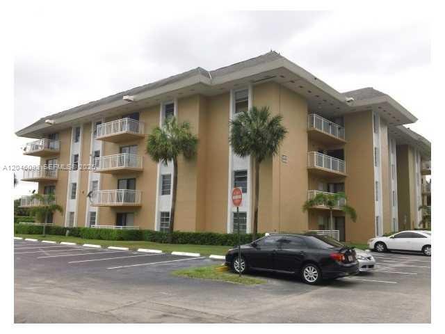 Building Photo - 455 S Pine Island Rd Unit 306C