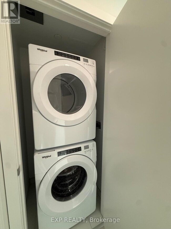 Photo - 740 Whitlock Ave Unit 204