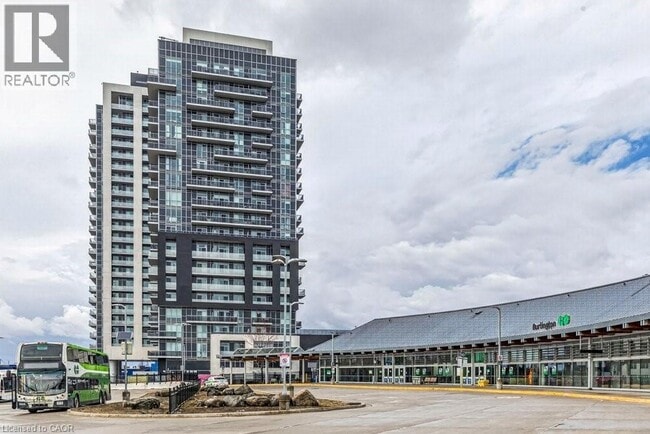 Photo - 2087 Fairview St Unité 2305