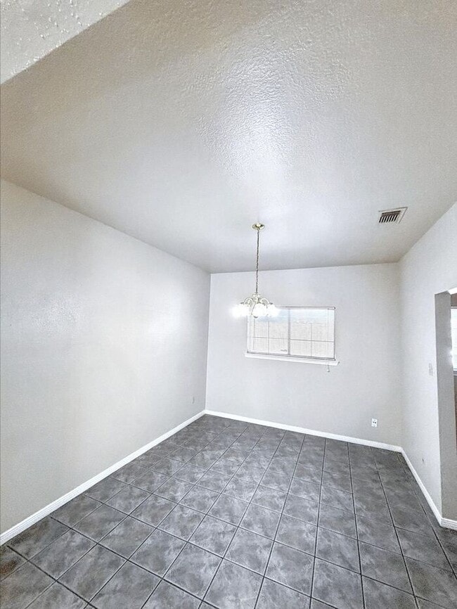 Photo - 8310 Wild Rose St