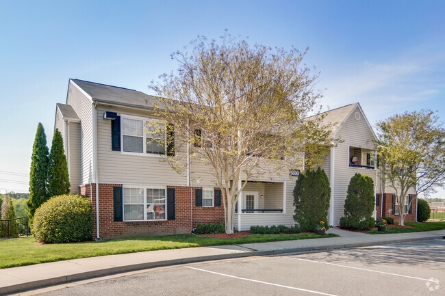 Building Photo - Overlook at Brook Run Rental