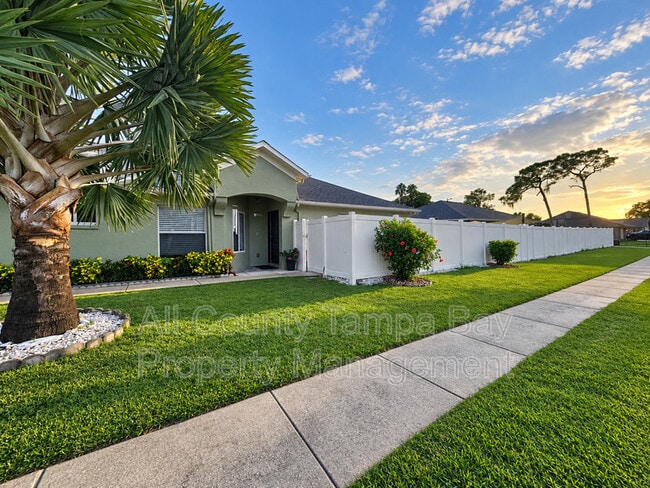11747 Lynmoor Dr