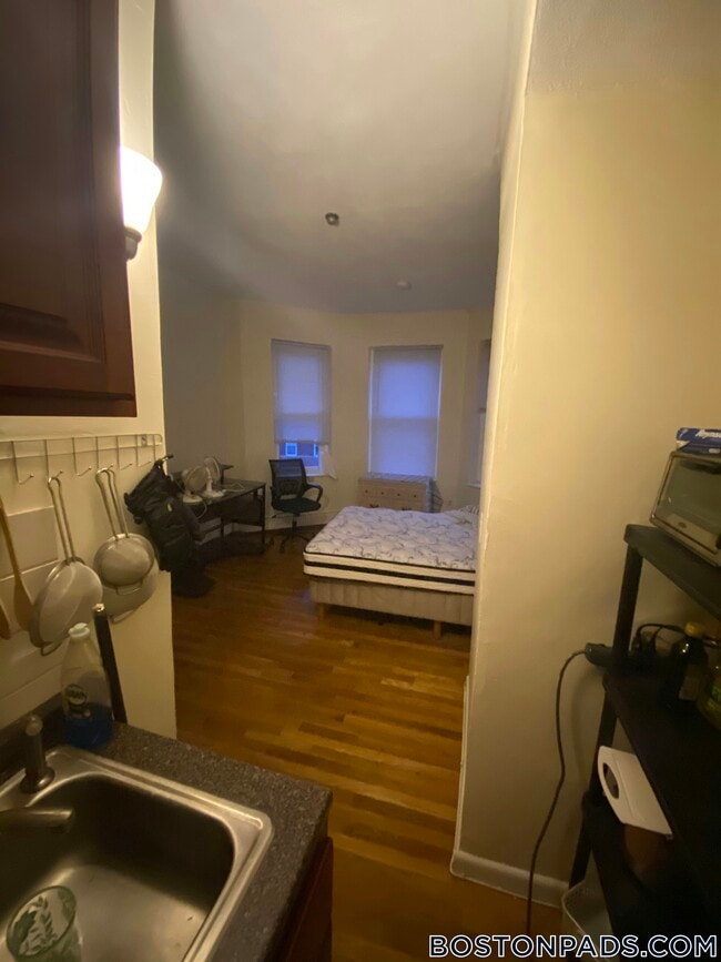 Photo - 49 S Huntington Ave Unidad 302