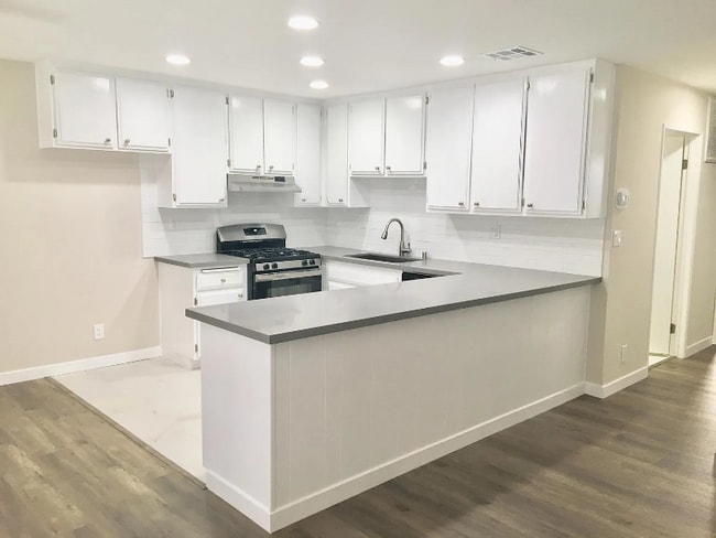 Photo - 623 E Cedar Ave