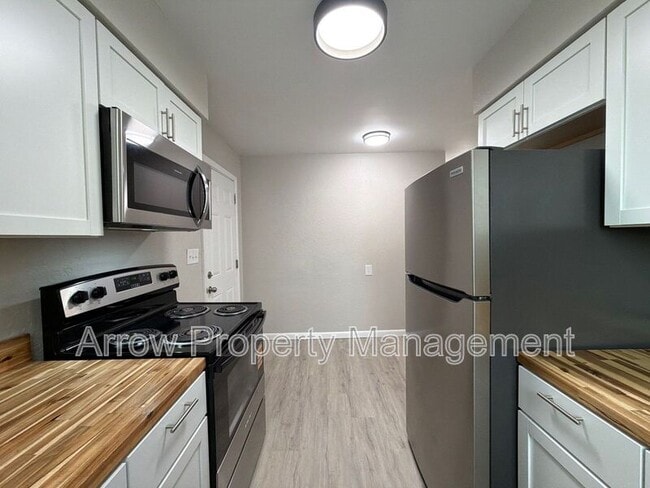 Photo - 704 N 26th St Unit 1