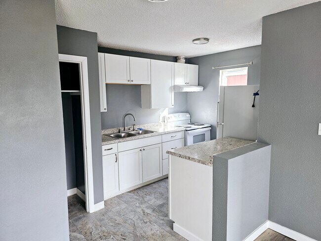 Photo - 534 N Bliss St Unit 3