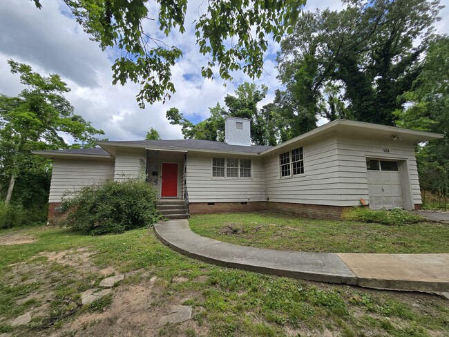 Photo - 604 Highland Park Dr House