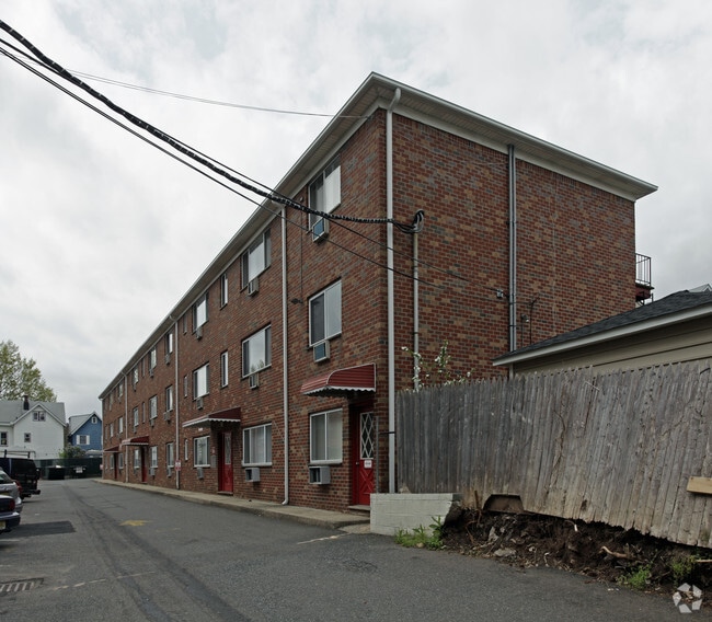 Photo - Bellcrest Apartments