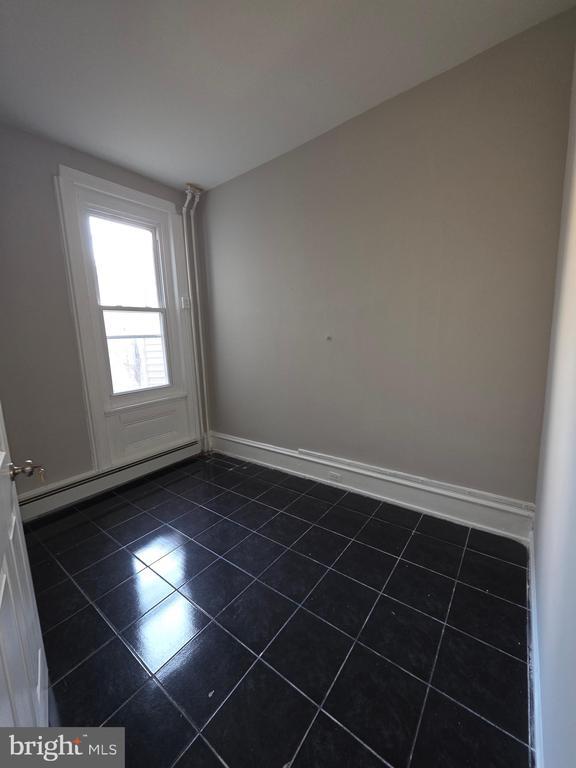 Photo - 521 Franklin St