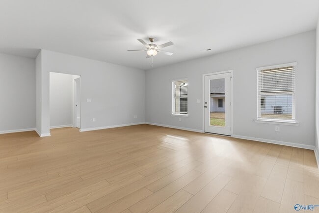 Photo - 7520 Doris Ruth Ln SE