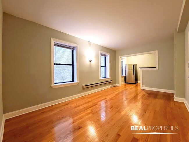 1347 N Dearborn