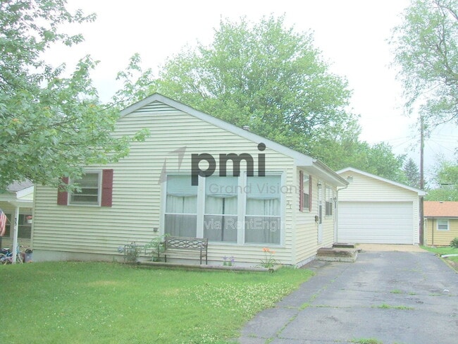 Building Photo - 31 Sickles Dr Rental