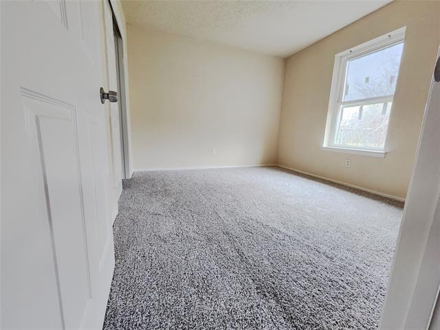 Photo - 4304 S Cravens Rd