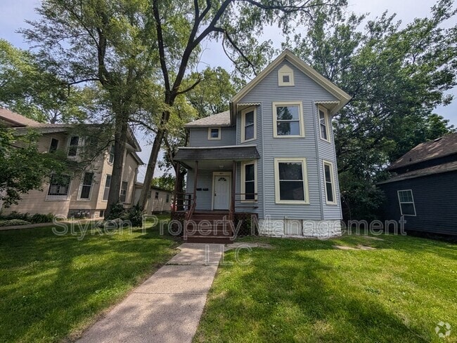 Building Photo - 464 S Harrison Ave Rental
