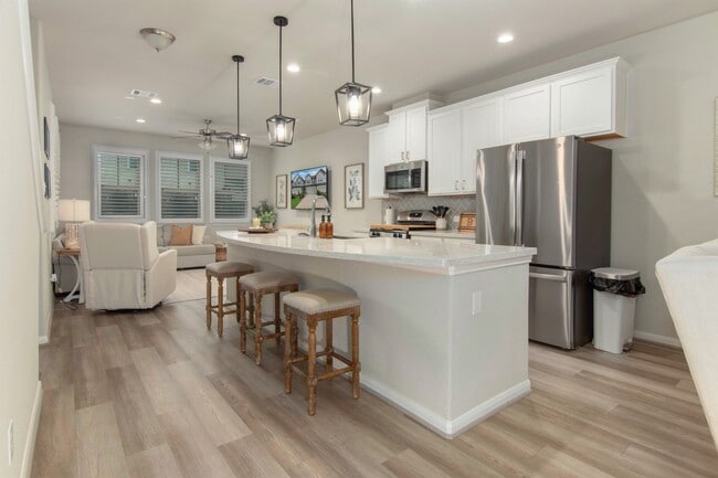 Photo - 5533 Evanston Ln