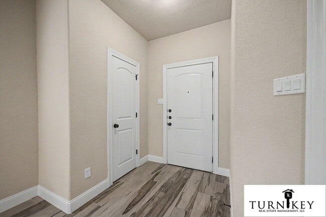 7905 Butler Ct Unit 7905 Butler Ct