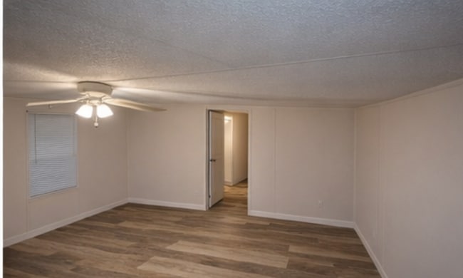 Photo - 106 Jesse Dr