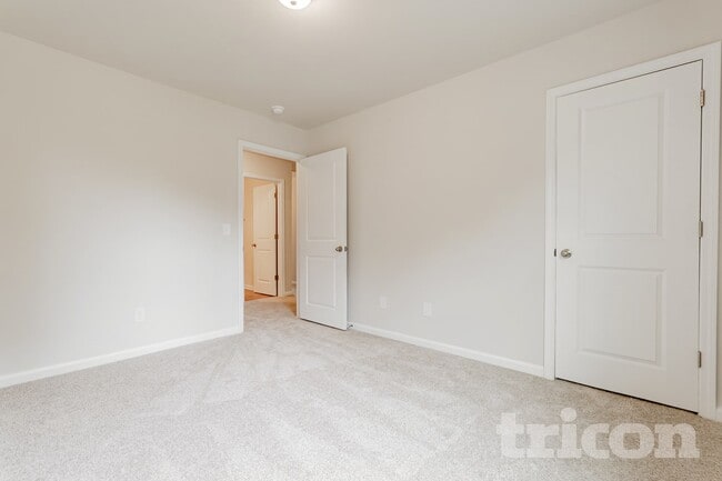 236 Boulder Rdg Lp
