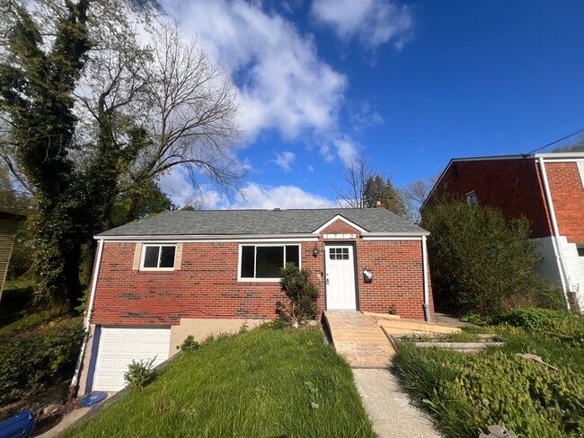 Building Photo - Comfortable 3-Bedroom Ranch with Yard, Garage & Bonus Basement Space