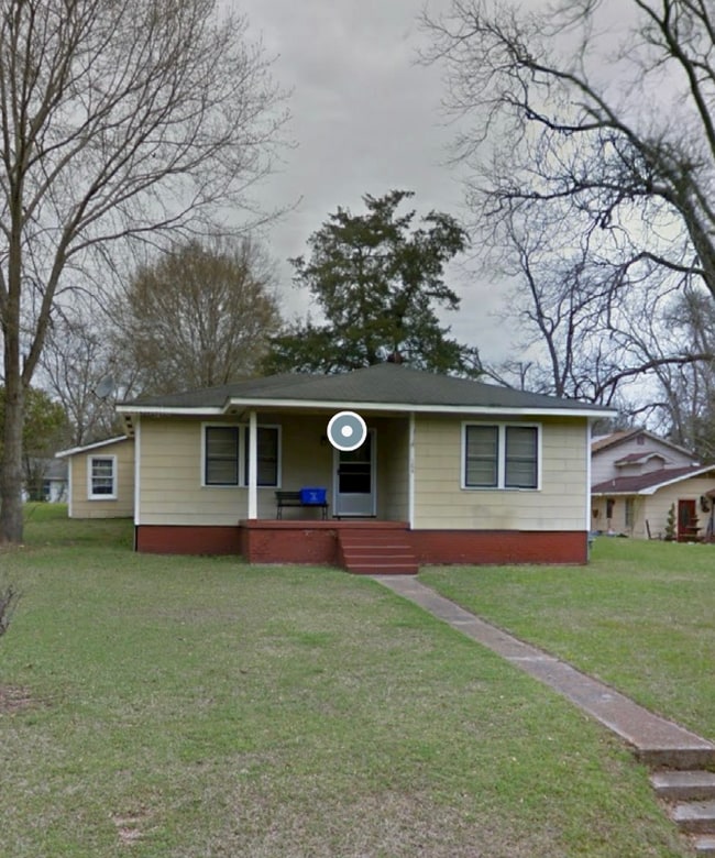 Photo - 1 1st St House