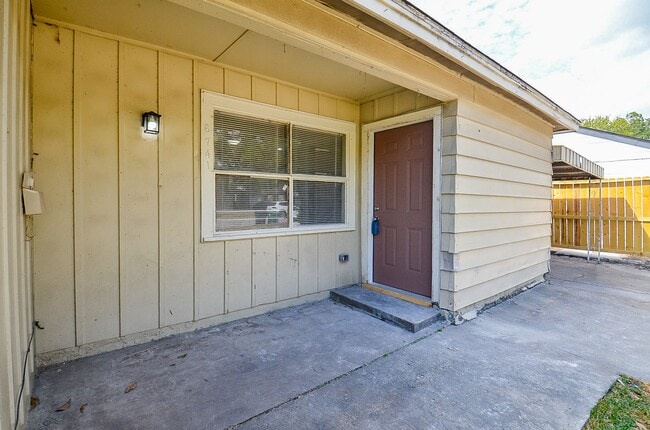 Photo - 6741 Limestone St