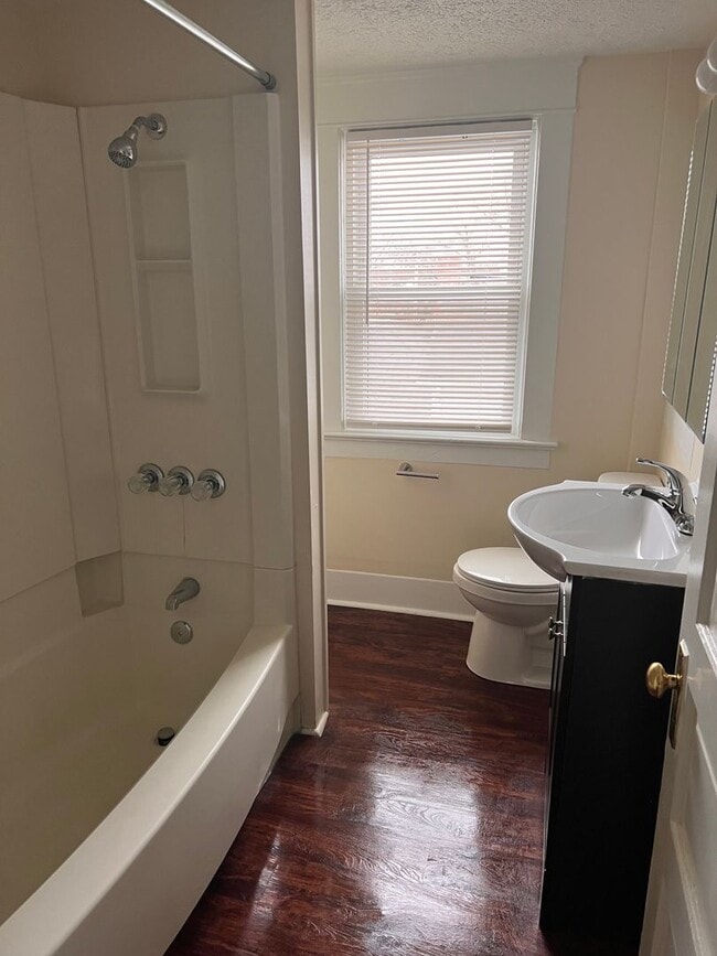 Photo - 119 Olive St