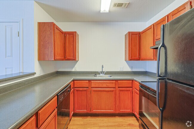 2BR, 2BA - 1,050SF - Kitchen