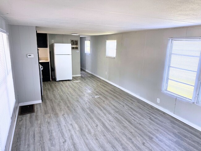 Photo - 661 N 19th St