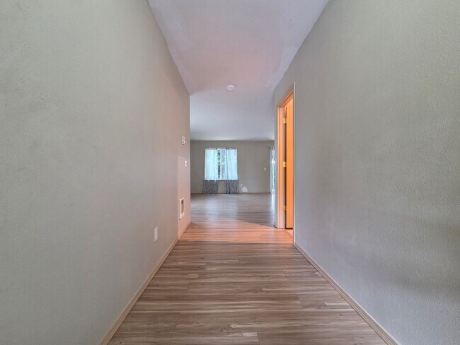 Photo - 3506 I St NE Unit 102