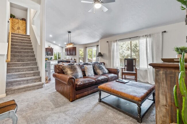 3912 E Clear Springs Dr. Unit SI ID1460922P